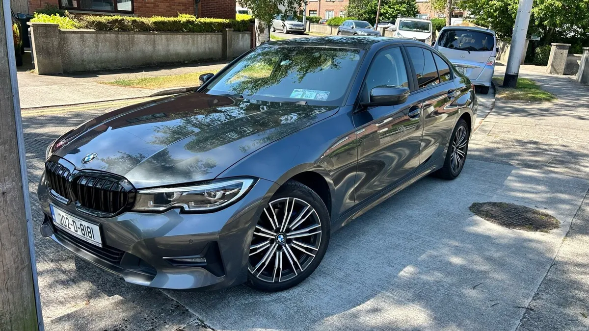 BMW 3-Series 202 Reg Immaculately maintained - Image 1