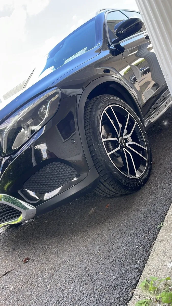 Mercedes Benz glc 220 - Image 5