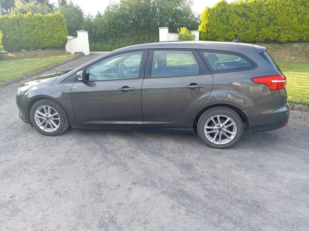 Ford Focus 2017 - Image 5