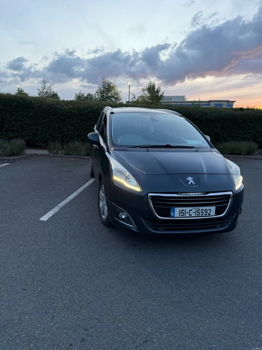 Peugeot 5008 2015 - Image 3