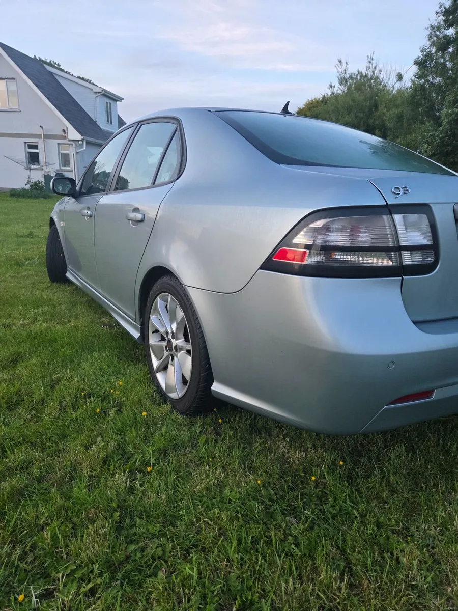 Saab 9-3 2010 - Image 4