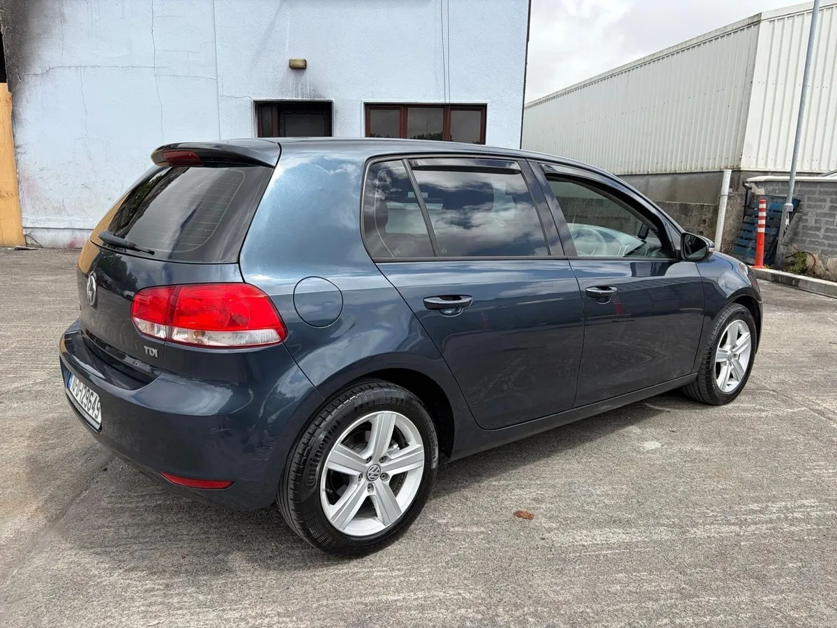 Volkswagen Golf 2010 automatic tax 09/26 - Image 4