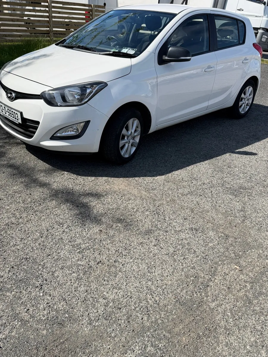 Hyundai I20 - Image 2