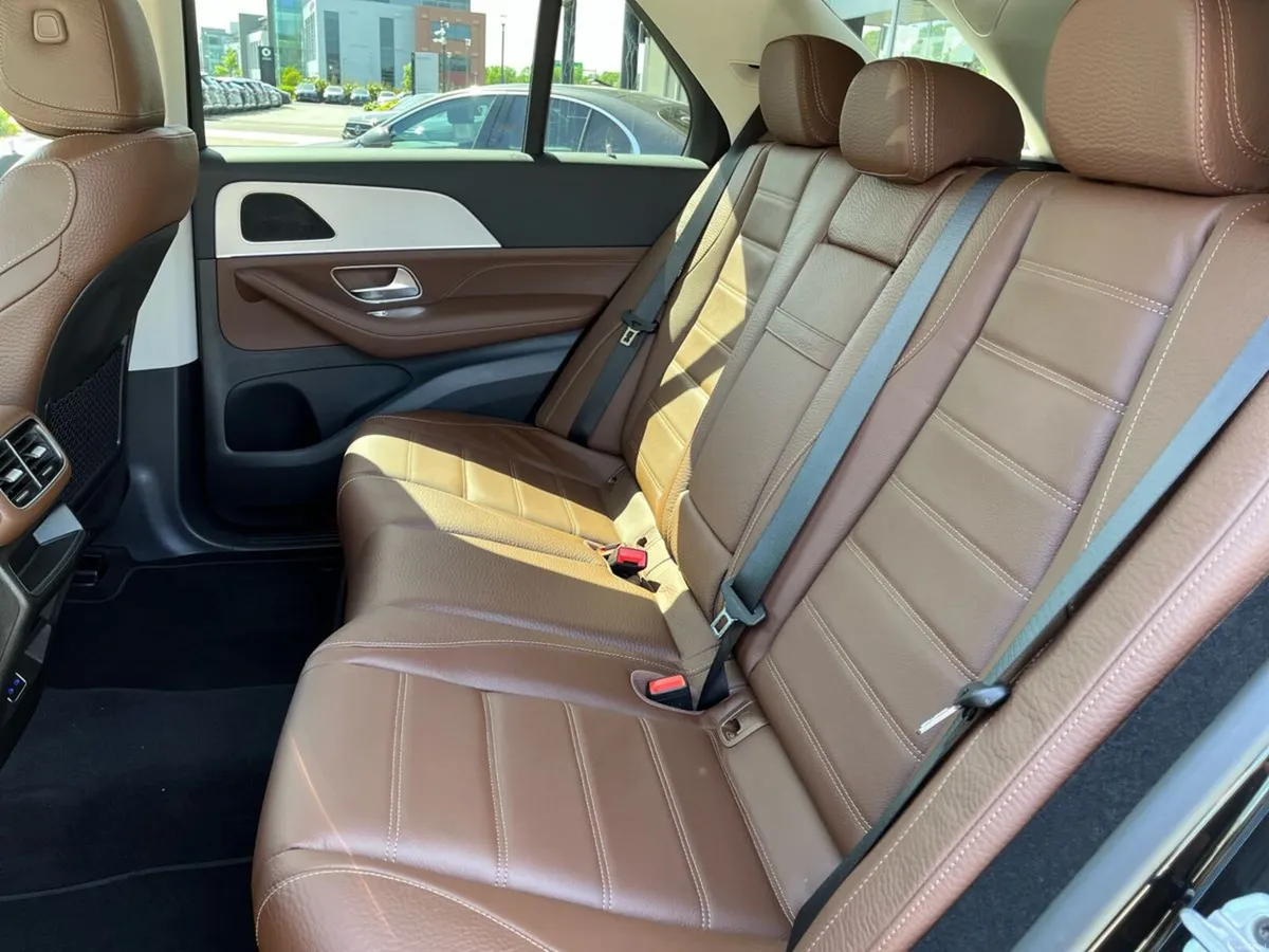 Mercedes-Benz GLE 350DE AMG Line PHEV SUV **Tow Hi - Image 4