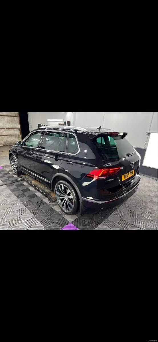 Volkswagen Tiguan - Image 3