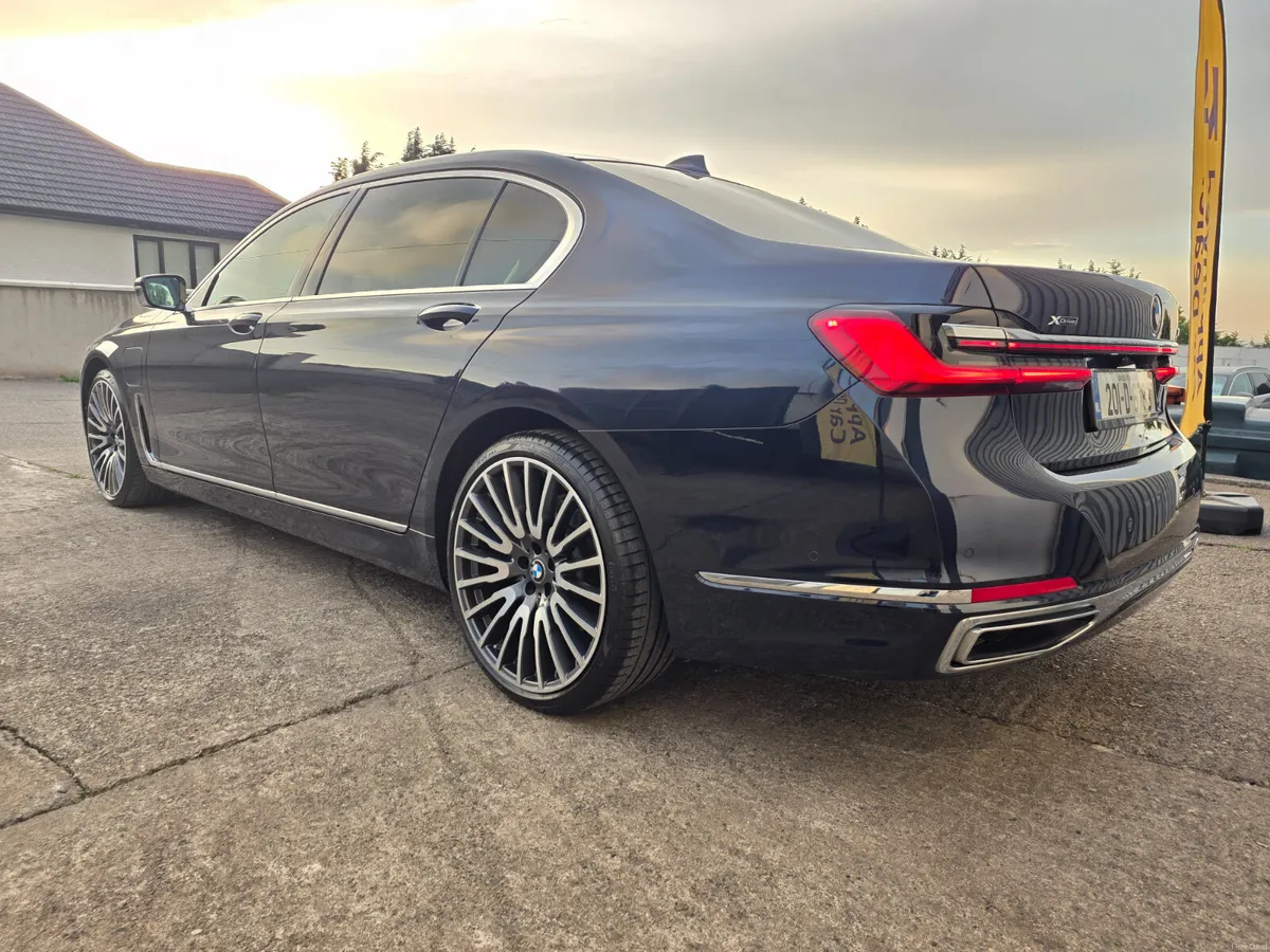 2020 BMW 745LE * LONG WHEELBASE * NEW SHAPE * - Image 6