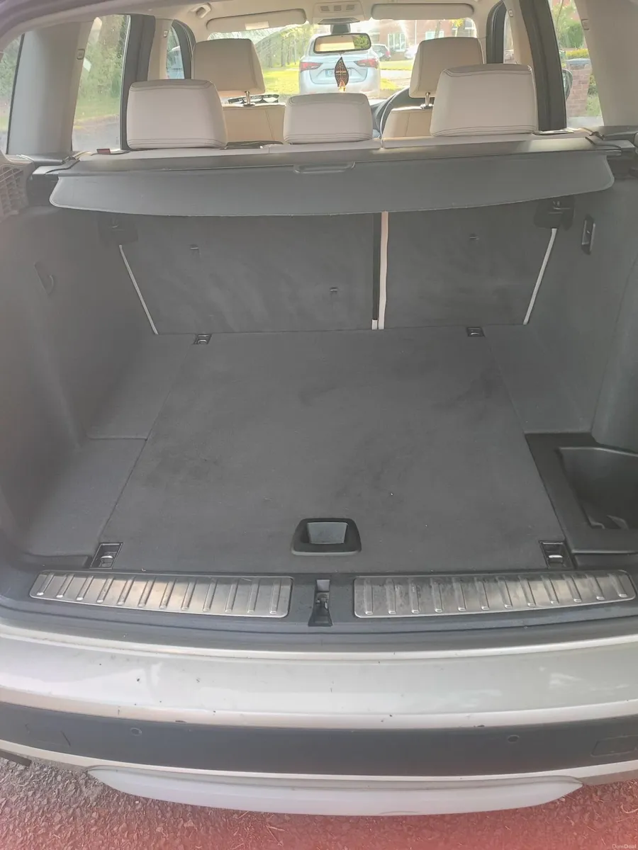 BMW X3 2012 - Image 2