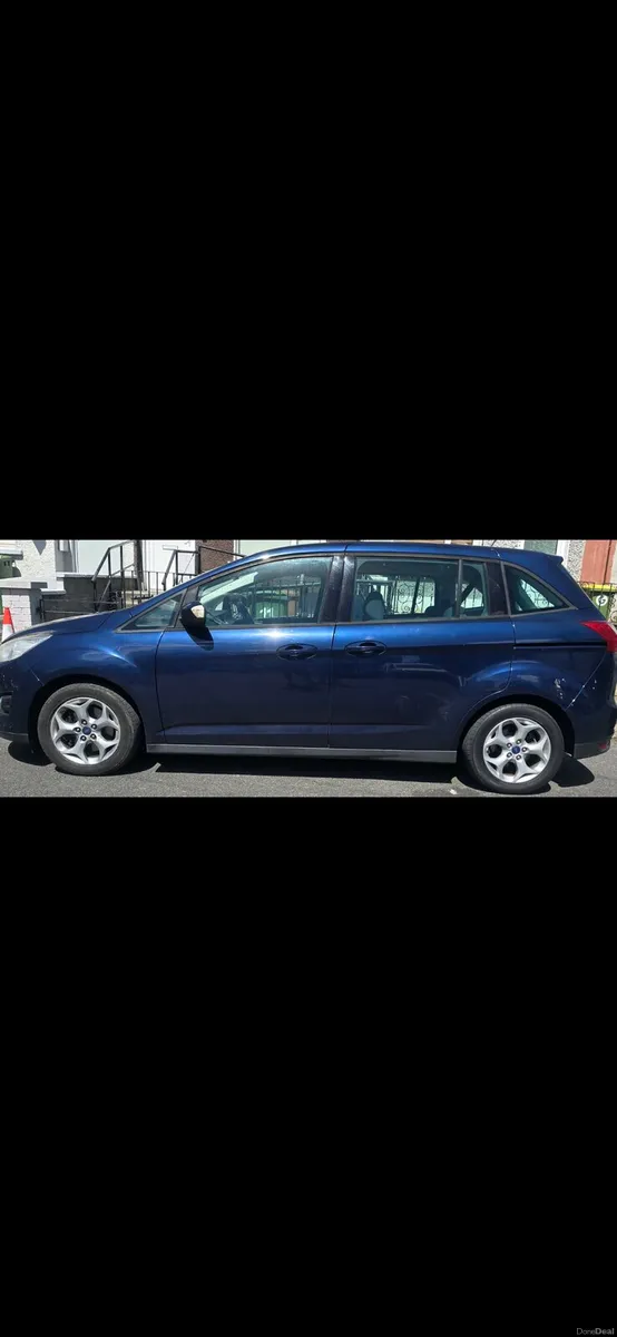 Ford Grand c- max ** 7 seats** - Image 2