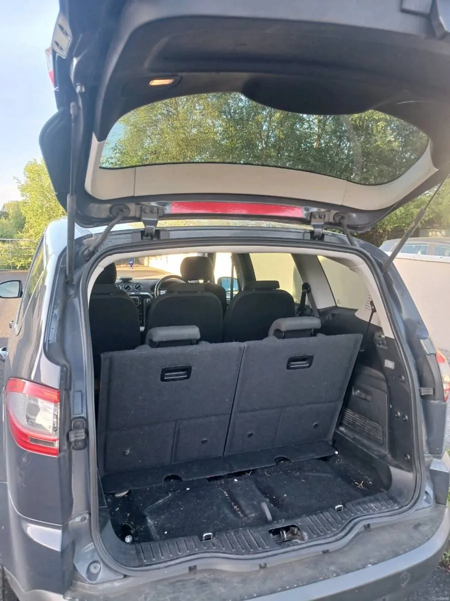 Ford Smax  Titanium  7 seats . 2014 - Image 3