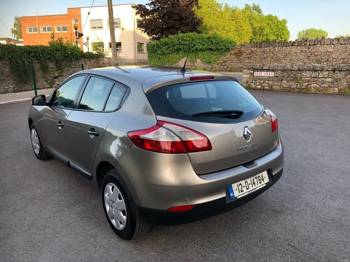 2012 Renault Megane - Image 4