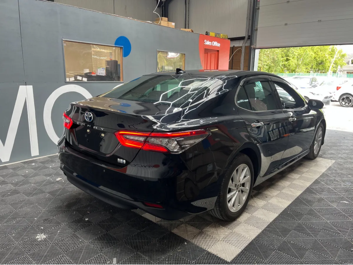 Toyota Camry 2022 TOYOTA CAMRY G 2.5 AUTOMATIC / C - Image 2
