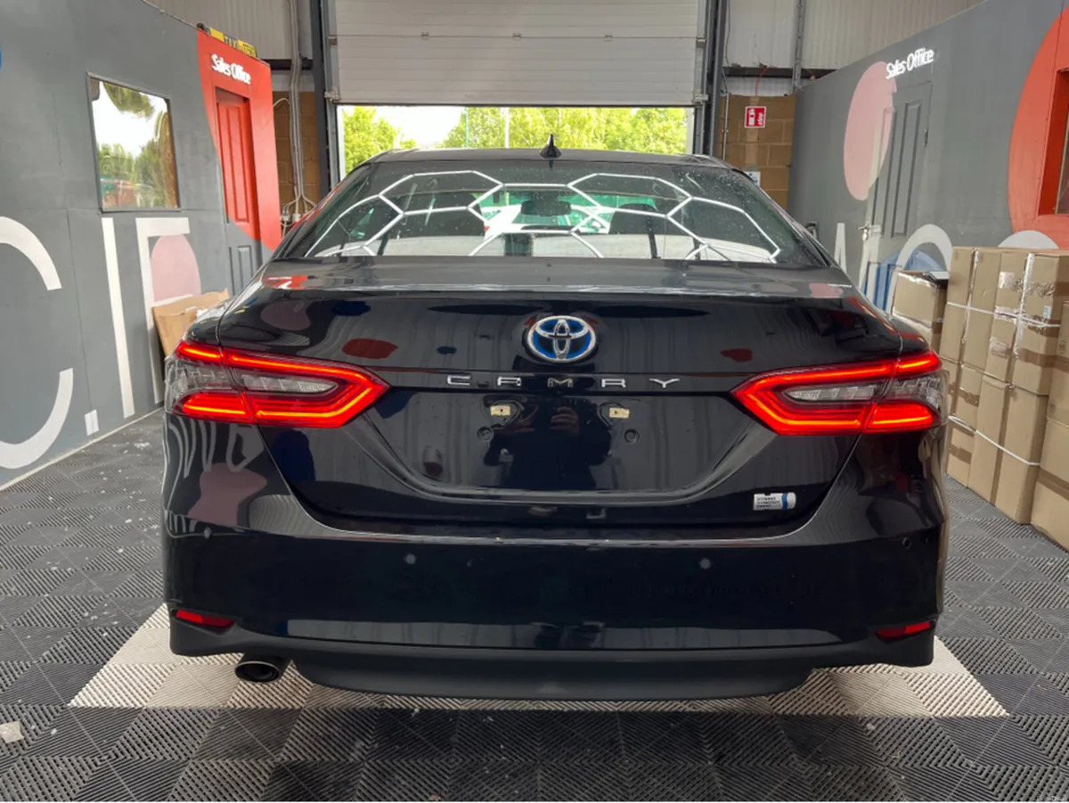 Toyota Camry 2022 TOYOTA CAMRY G 2.5 AUTOMATIC / C - Image 3