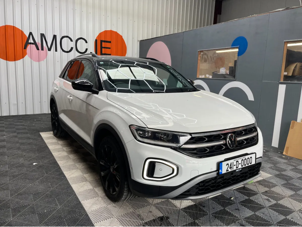 Volkswagen T-Roc 2024 VOLKSWAGEN T-ROC TDI BLACK S - Image 1