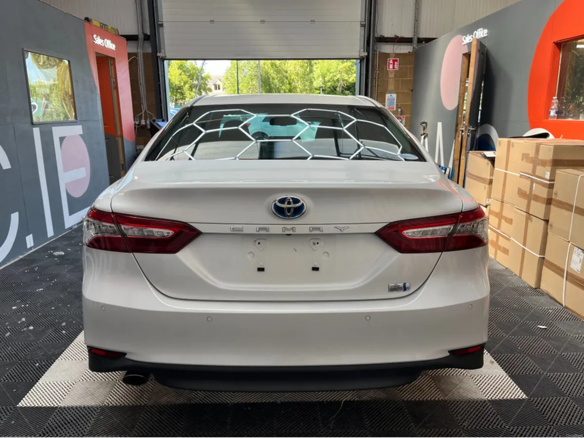 Toyota Camry 2019 TOYOTA CAMRY G 2.5 AUTOMATIC / C - Image 3
