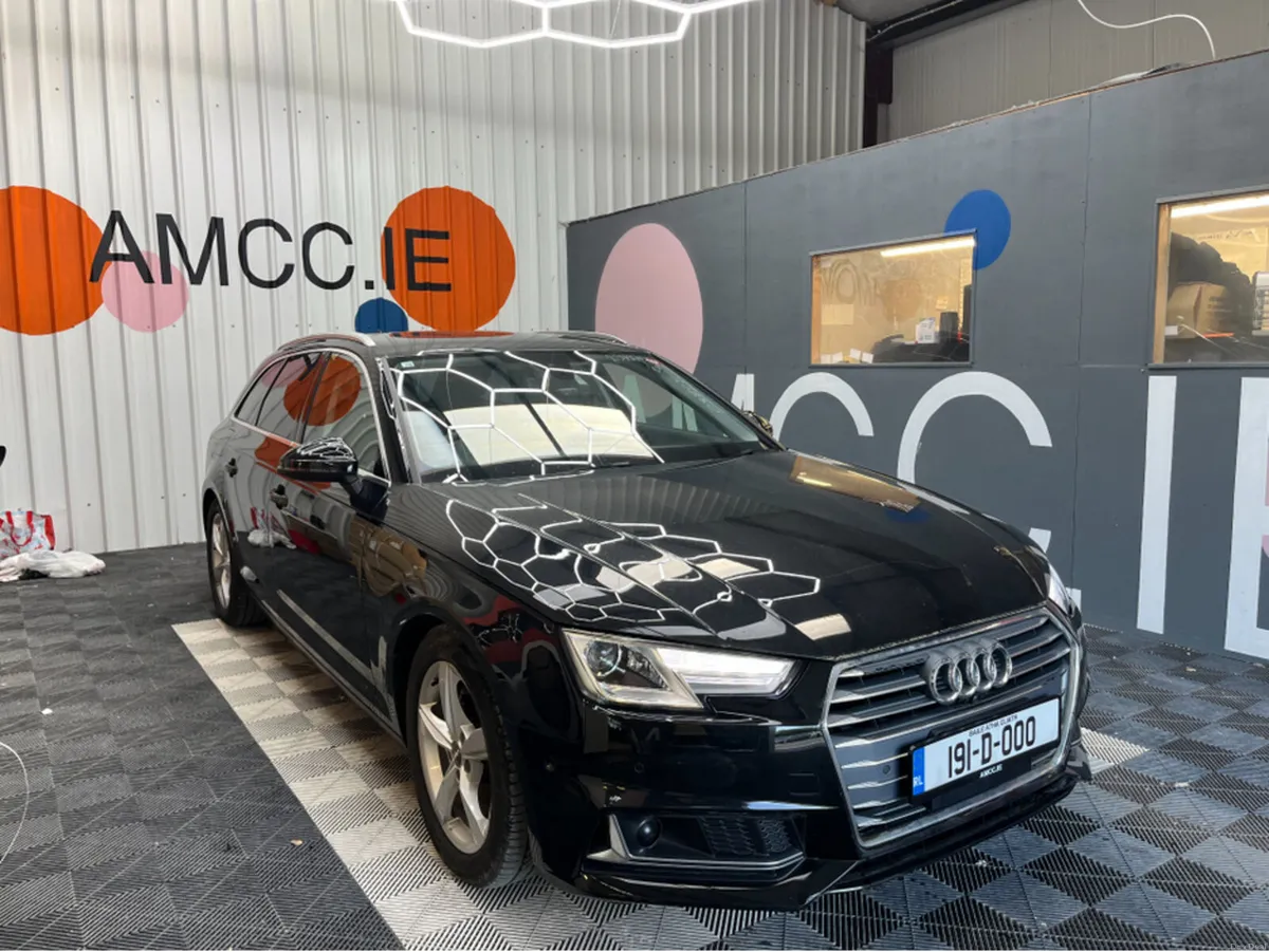 Audi A4 2019 AUDI A4 AVANTE 35TFS SPORT 1.4 AUTOMA - Image 1