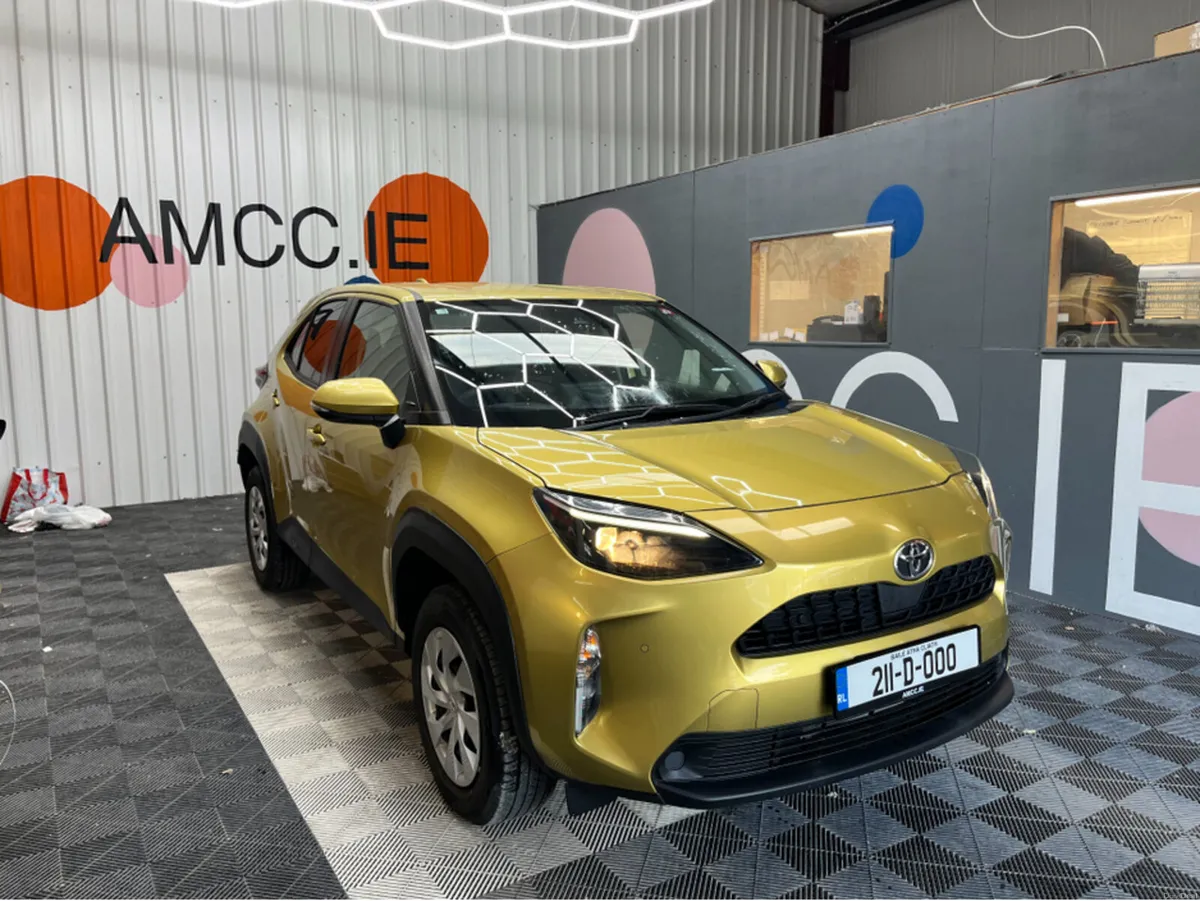 Toyota Yaris 2021 TOYOTA YARIS CROSS X 1.5 AUTOMAT - Image 1