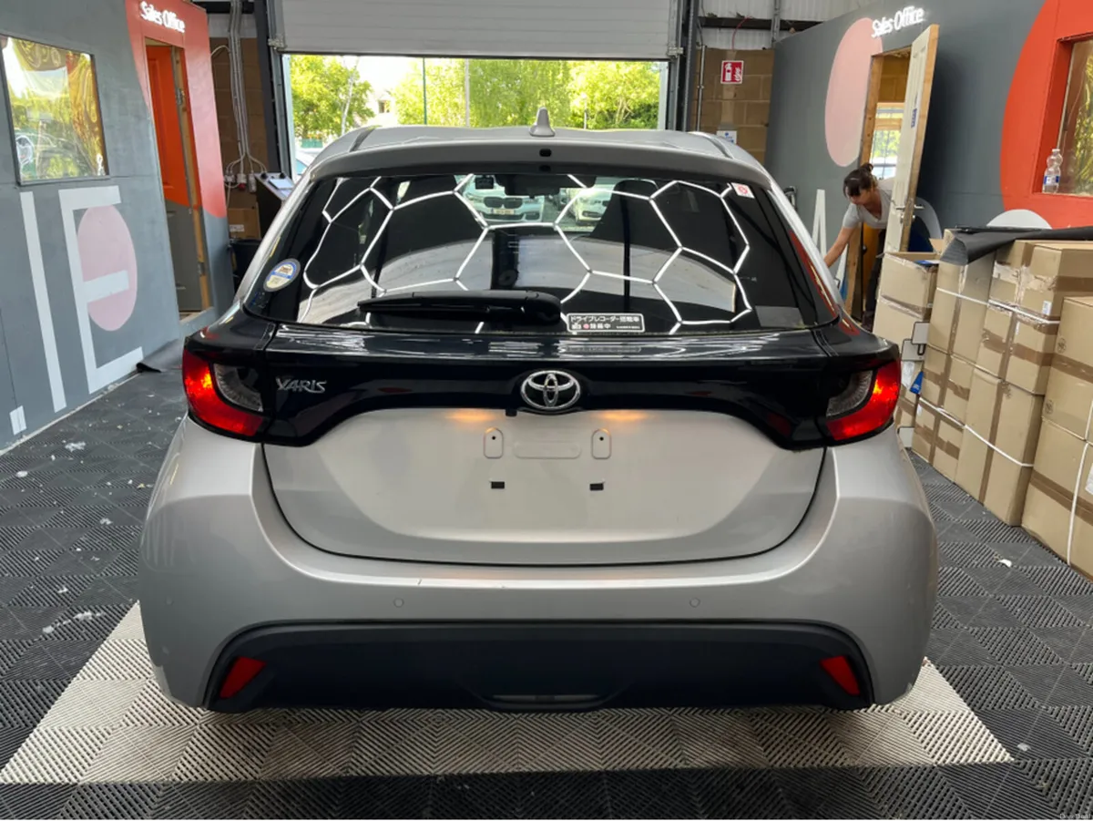 Toyota Yaris 2022 TOYOTA YARIS X 1.0 AUTOMATIC / R - Image 3