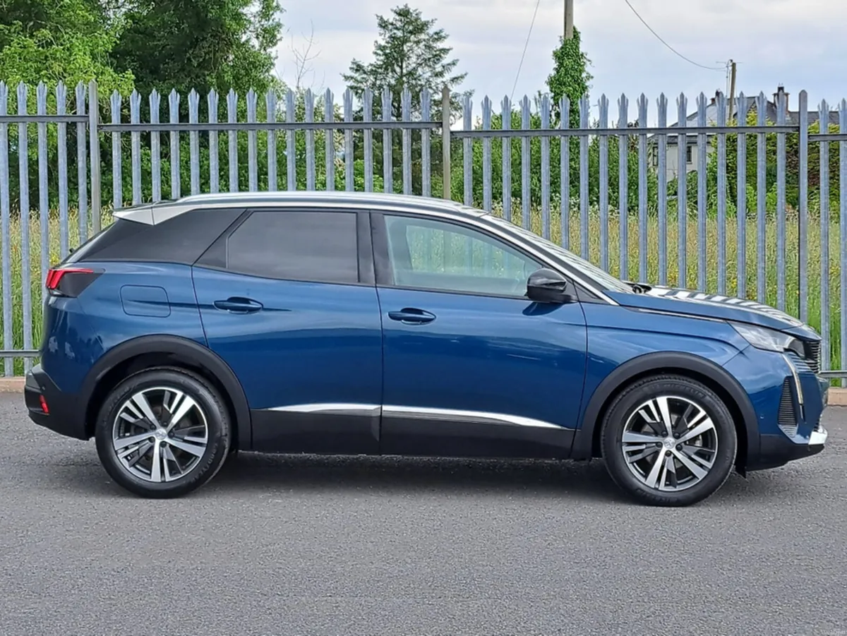 Peugeot 3008 ALLURE PREMIUM 1.5TD 130BHP 8 SPEED A - Image 2