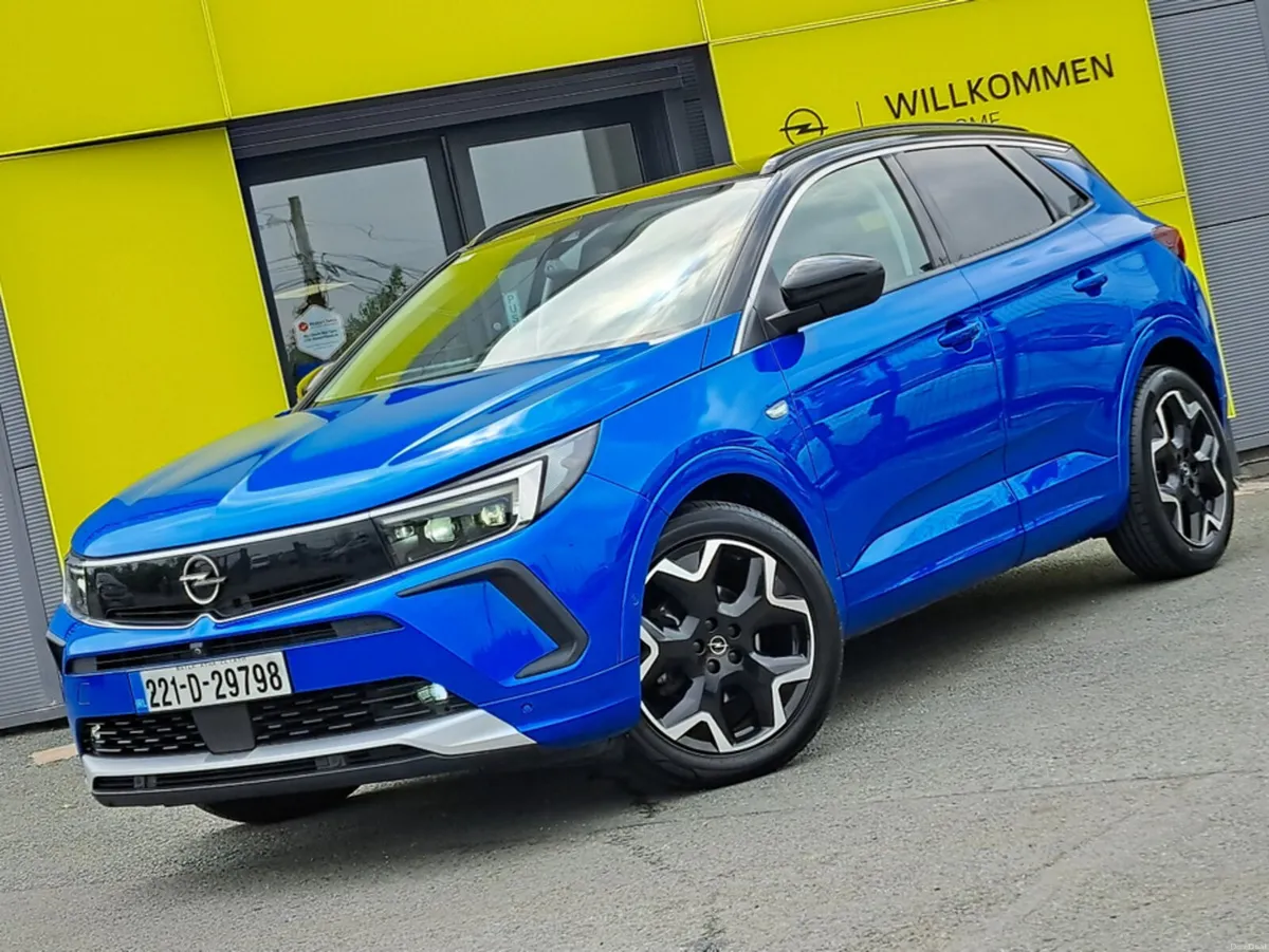 Opel Grandland ELITE 1.2TURBO 130BHP **TOP SPEC*NI - Image 1