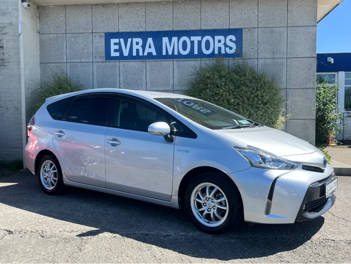 Toyota Prius 7 SEATER AUTOMATIC HYBRID 1.8 PETROL - Image 3