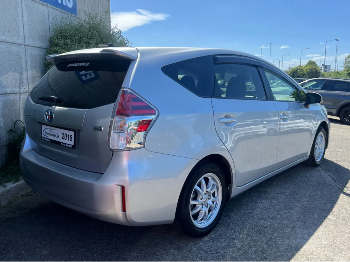 Toyota Prius 7 SEATER AUTOMATIC HYBRID 1.8 PETROL - Image 4