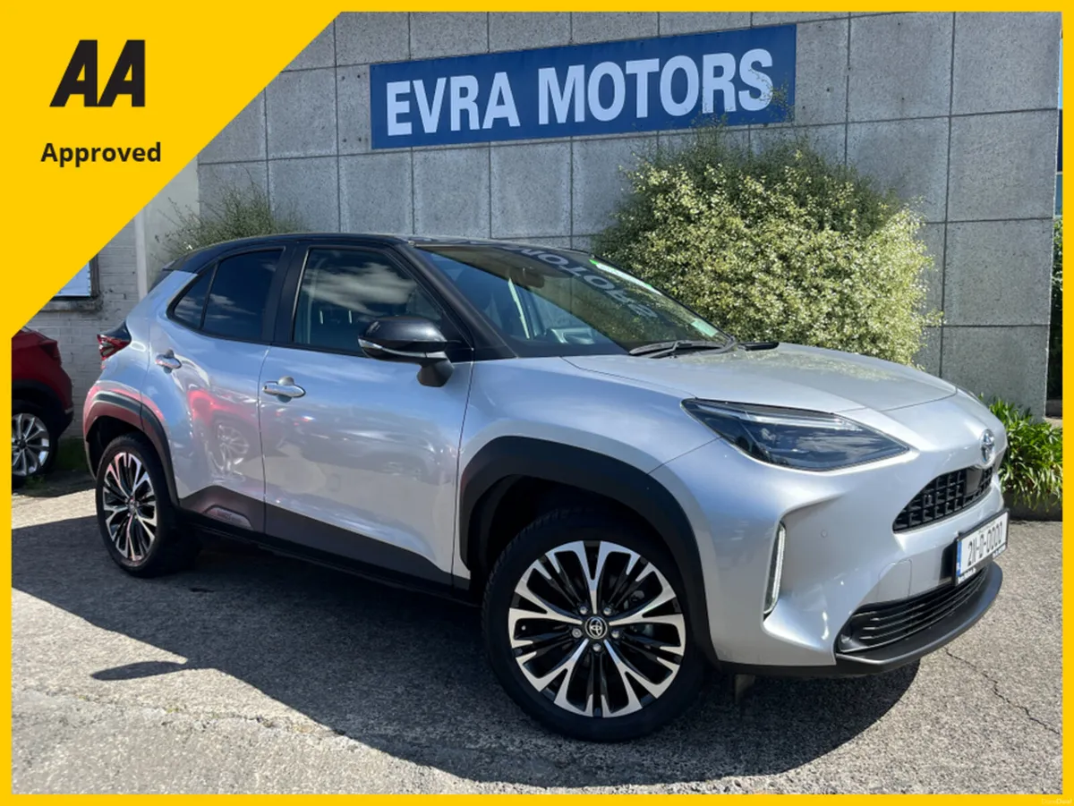 Toyota Yaris Cross G HYBRID AUTOMATIC 1.5 PETROL / - Image 1
