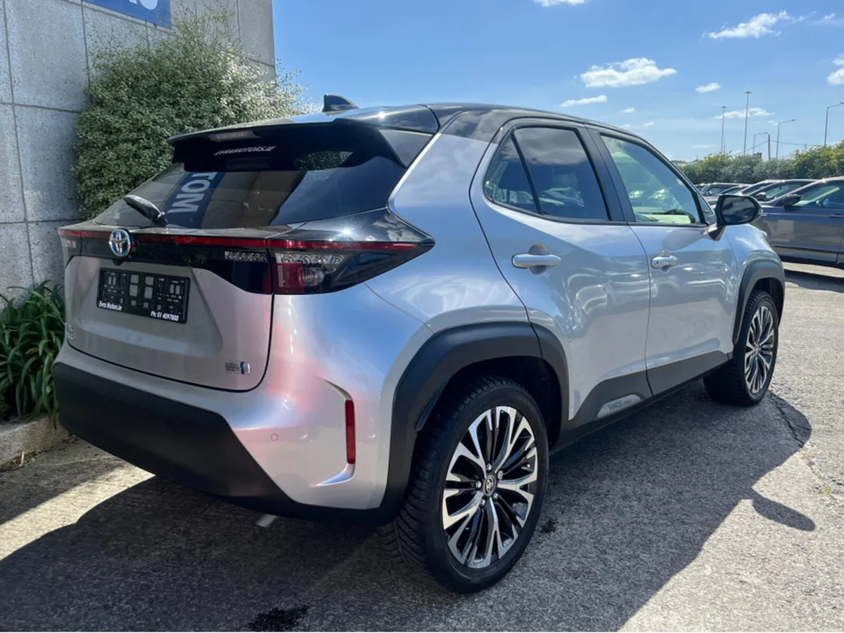 Toyota Yaris Cross G HYBRID AUTOMATIC 1.5 PETROL / - Image 4