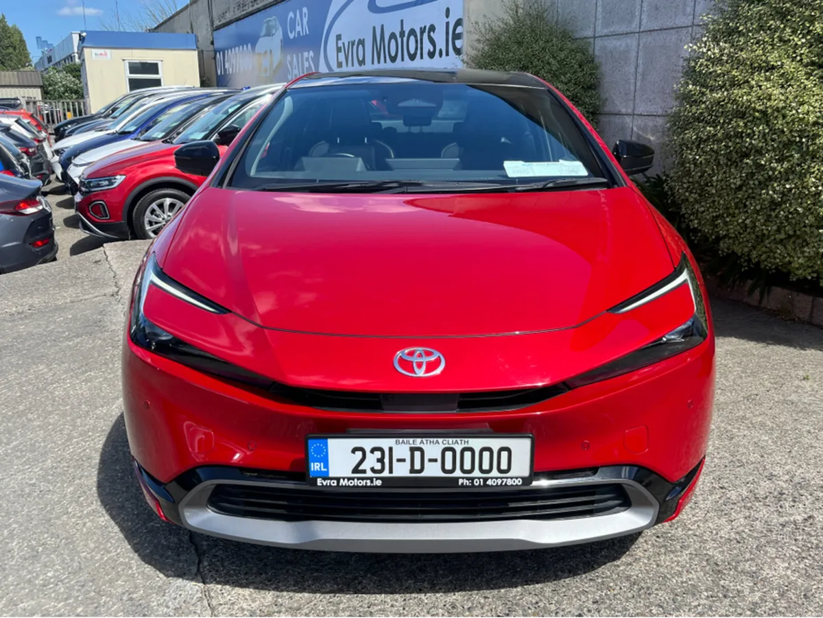 Toyota Prius Z HYBRID AUTOMATIC 2.0 PETROL //LOW M - Image 2