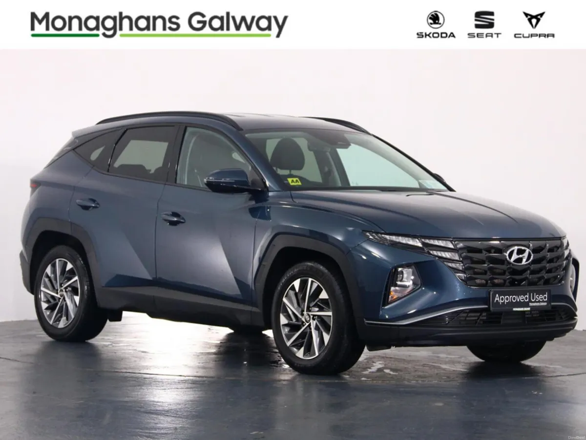Hyundai Tucson IX35 EXECUTIVE 5DR - Image 1