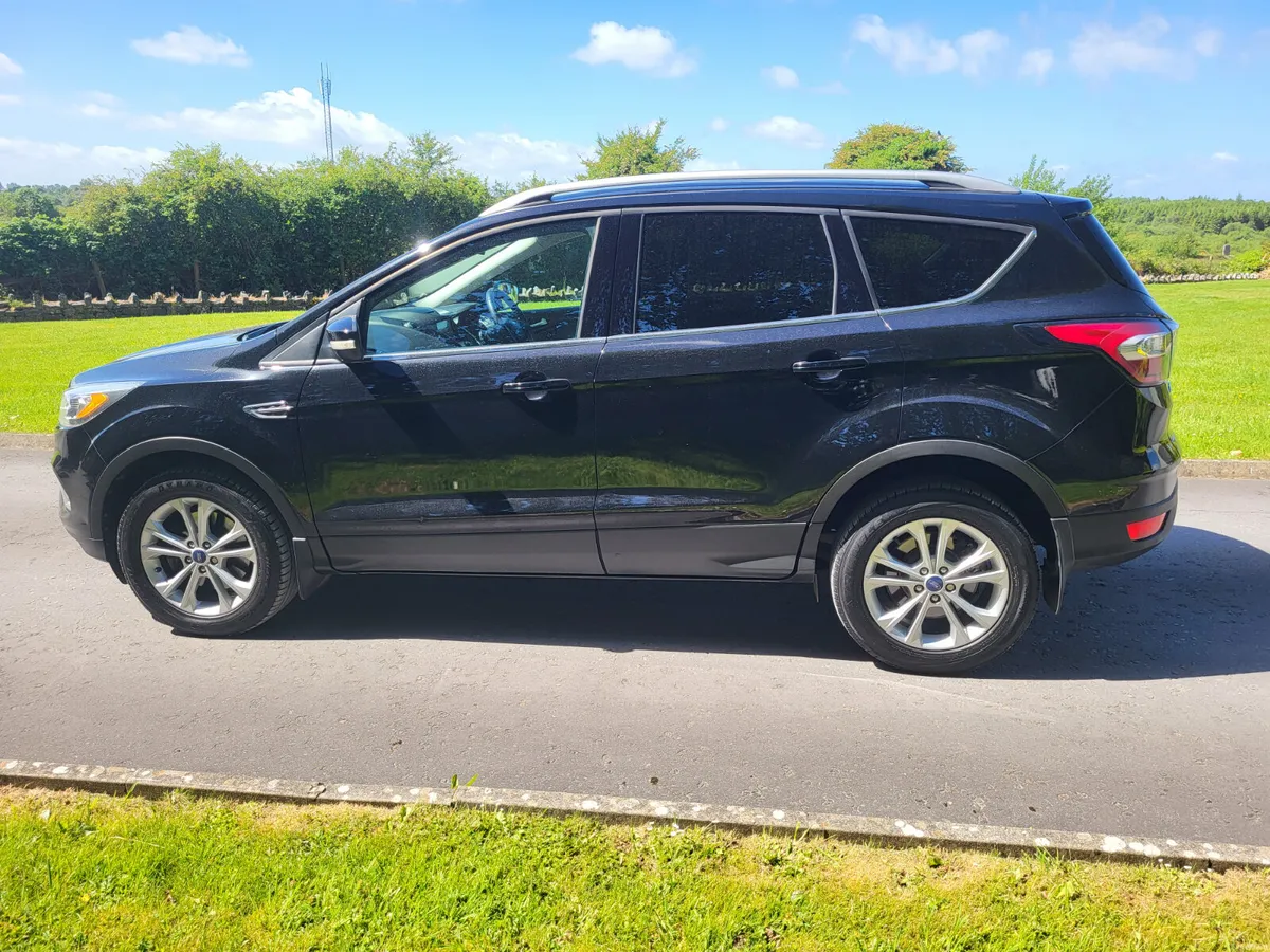 Ford Kuga 1.5  DIESEL. MINT CONDITION - Image 4
