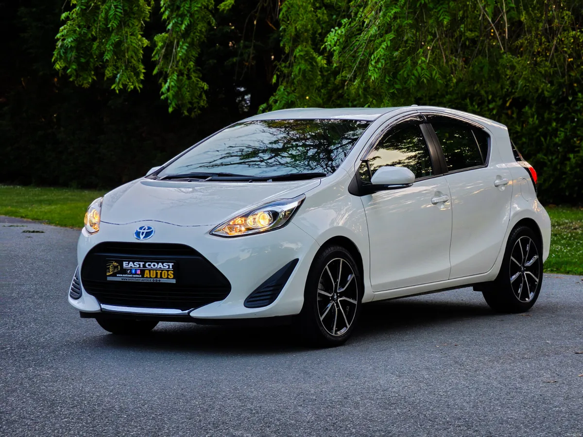 2020 Toyota Aqua 1.5 Petrol Hybrid Automatic S Pck - Image 6