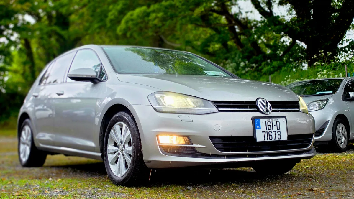 Volkswagen Golf 2016 - Image 2