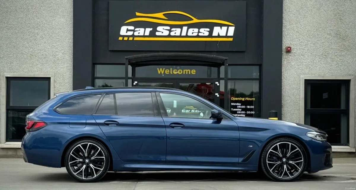 2.0 520d MHT M Sport Touring 5dr Diesel Hybrid Ste - Image 3