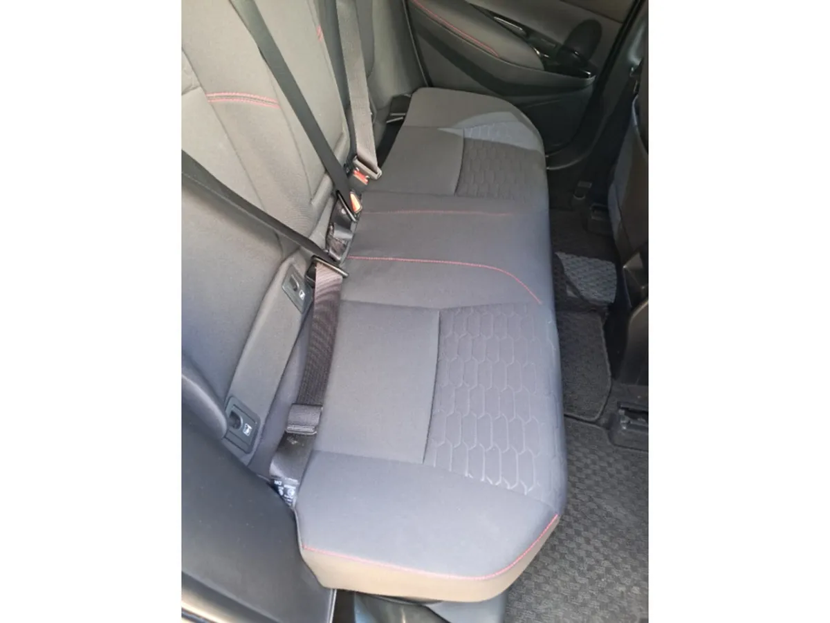 Toyota Corolla 2019 Toyota Corolla GZ - Image 2