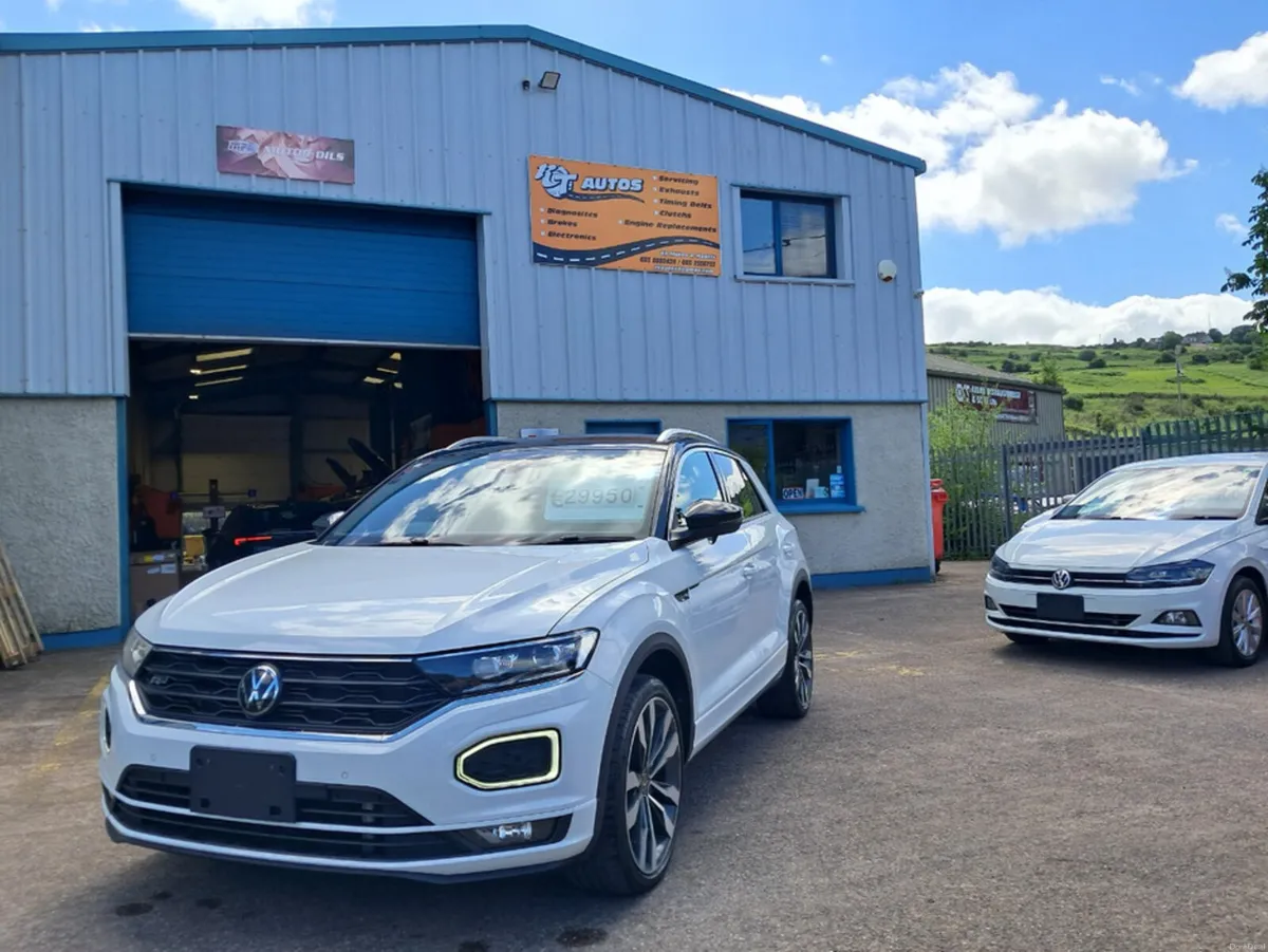 Volkswagen T-Roc 2021 Volkswagen T-Roc R Line - Image 1