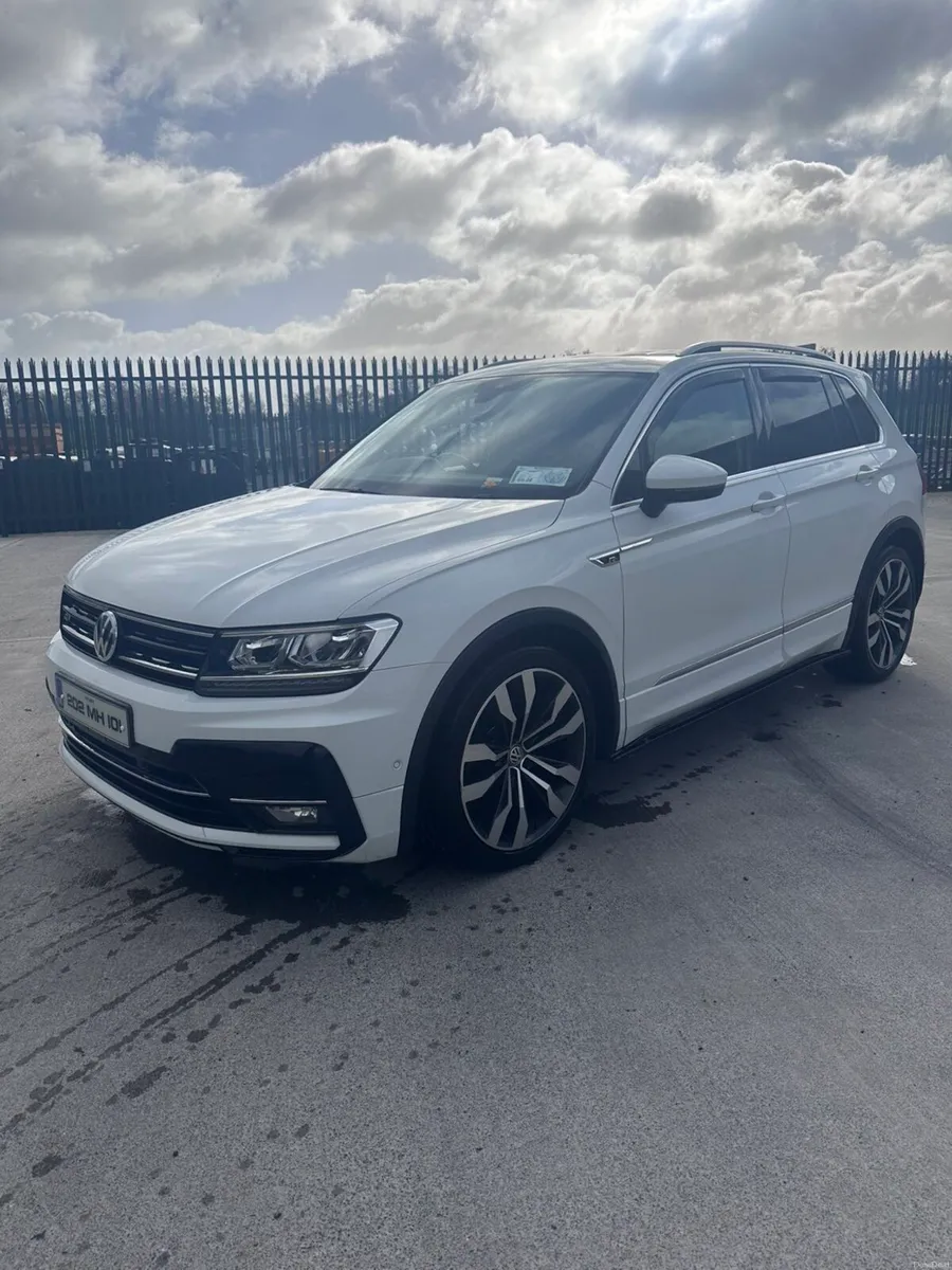 R-Line Tiguan - Image 3