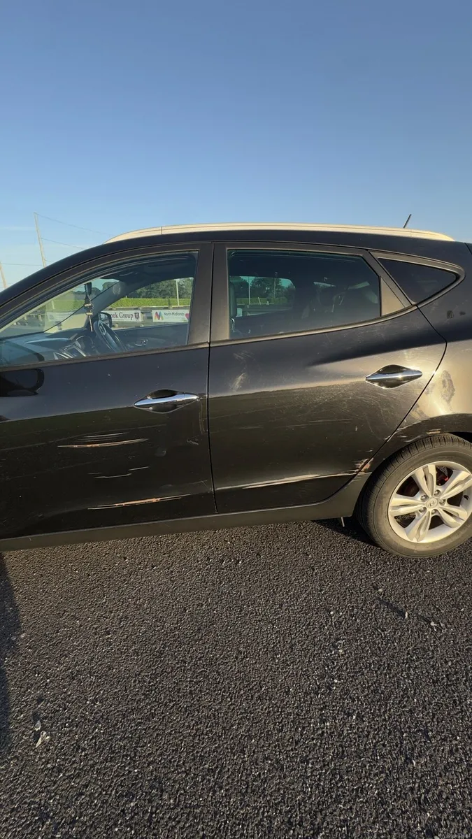 Hyundai ix35 - Image 2