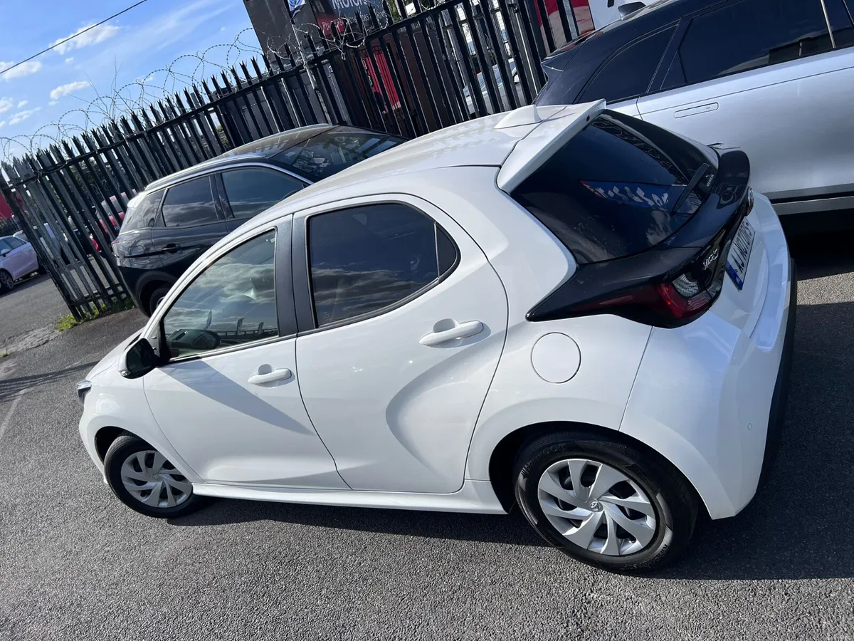 2021 TOYOTA YARIS 1.0 AUTOMATIC - Image 6