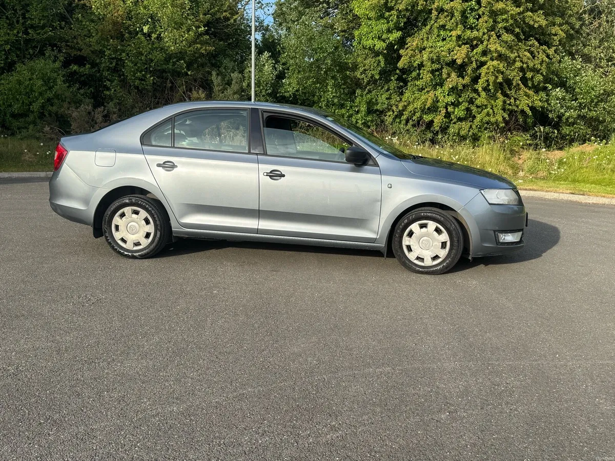 Skoda rapid - Image 2