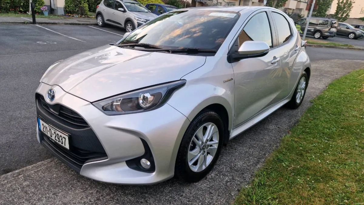 Toyota yaris - Image 2