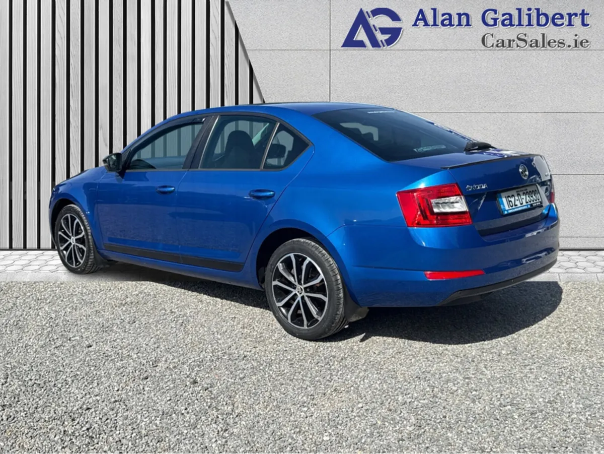 Skoda Octavia AMBITION 1.6 TDI 110HP 4DR - Image 2