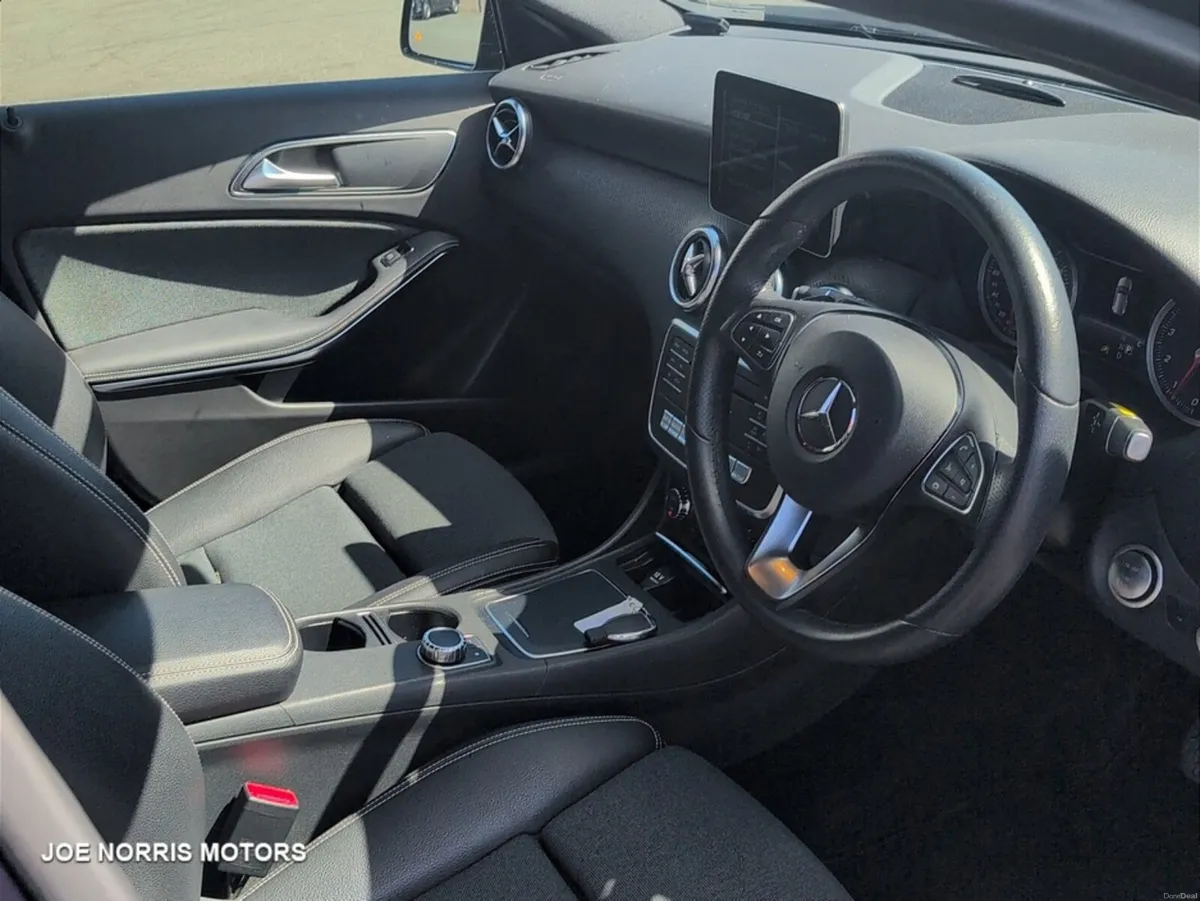 Mercedes-Benz A-Class A180 AMG AUTOMATIC - Image 6