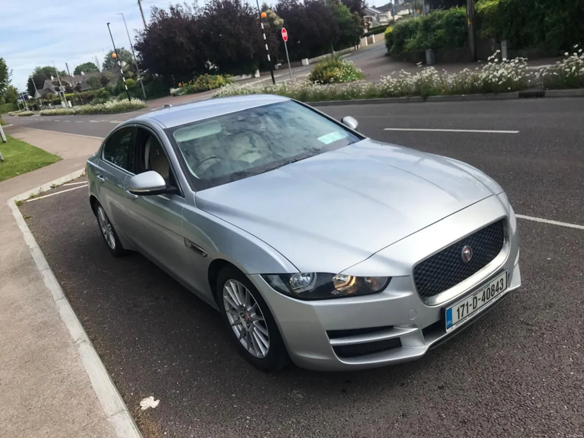 Jaguar XE MY 2.0 D PRESTIGE 163PS 4DR - Image 4