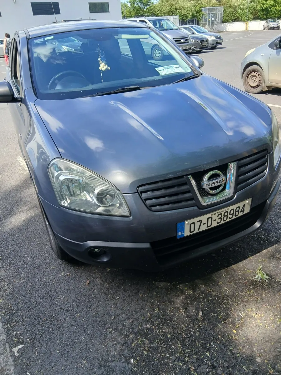 Nissan qashqai low km  negotiable!!! - Image 3