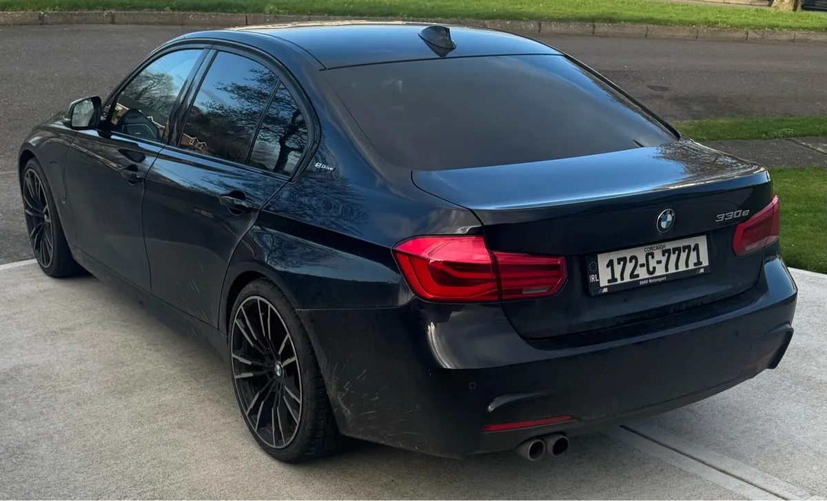 BWM 330e Msport. - Image 3