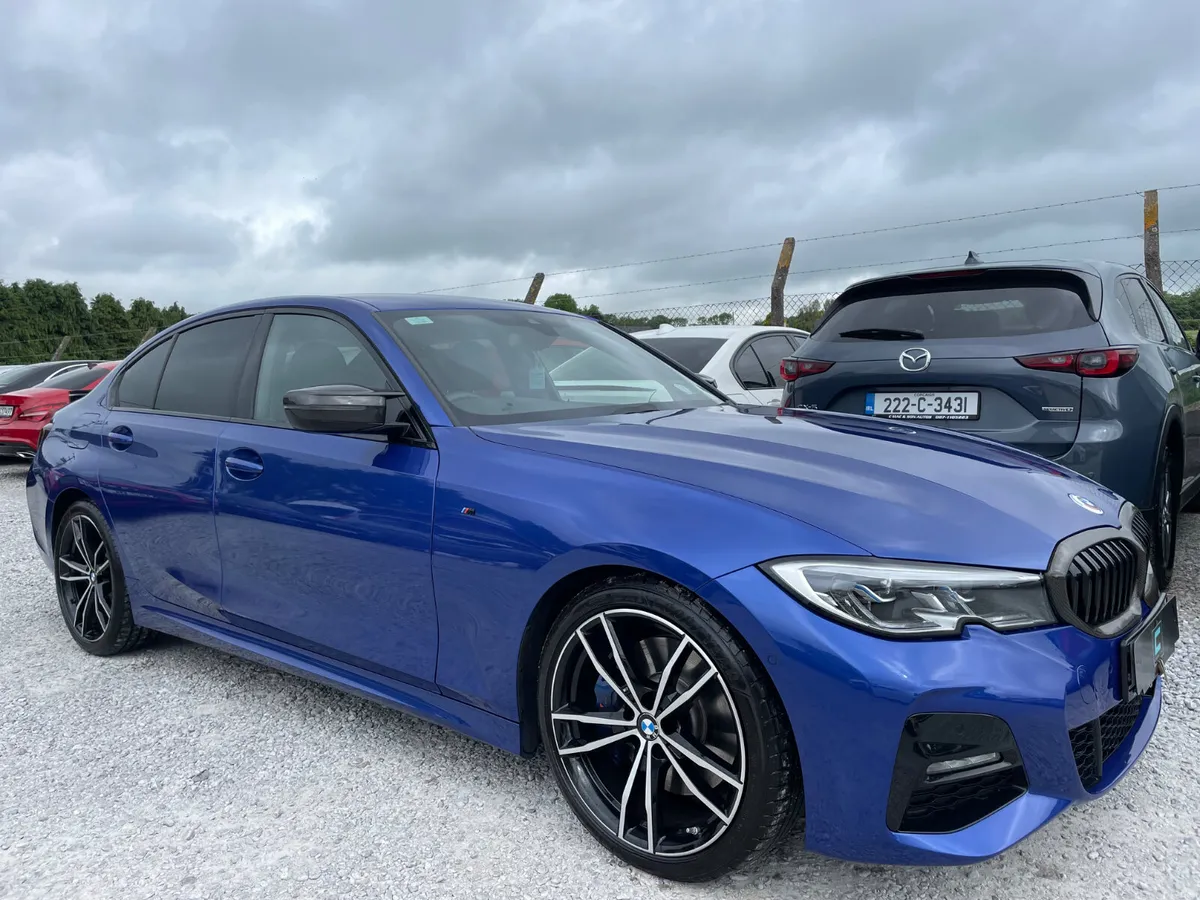BMW 330i - Image 6