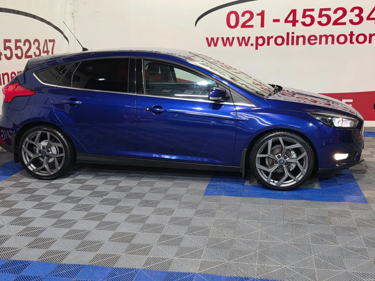 FORD FOCUS ZETEC 1.5 TDCI 6 SPEED - Image 3