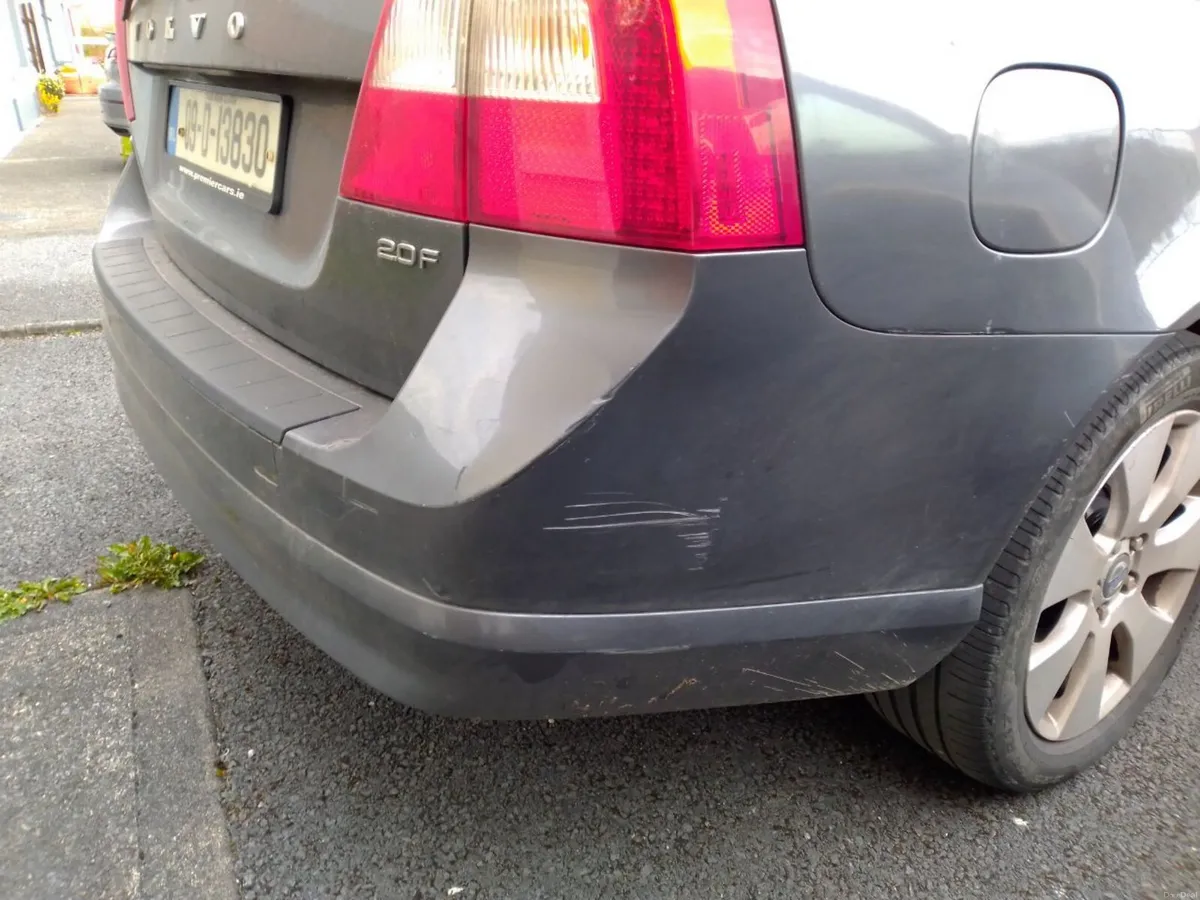 Volvo V70 2009 2.0 Flexifuel - Image 4