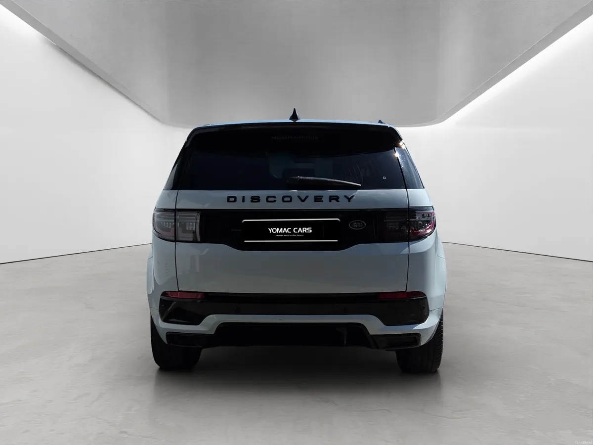 LAND ROVER DISCOVERY SPORT R-DYNAMIC S P300e - Image 4