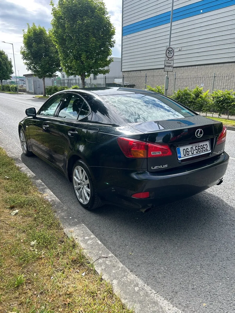 Lexus IS 2006 - Image 4